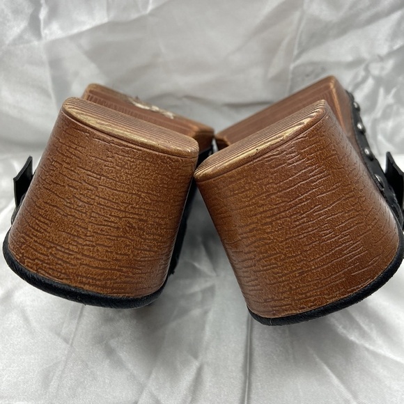 MIA Women’s Apollo Black Low Retro Studded Clogs Size 6.5 - Picture 10 of 15